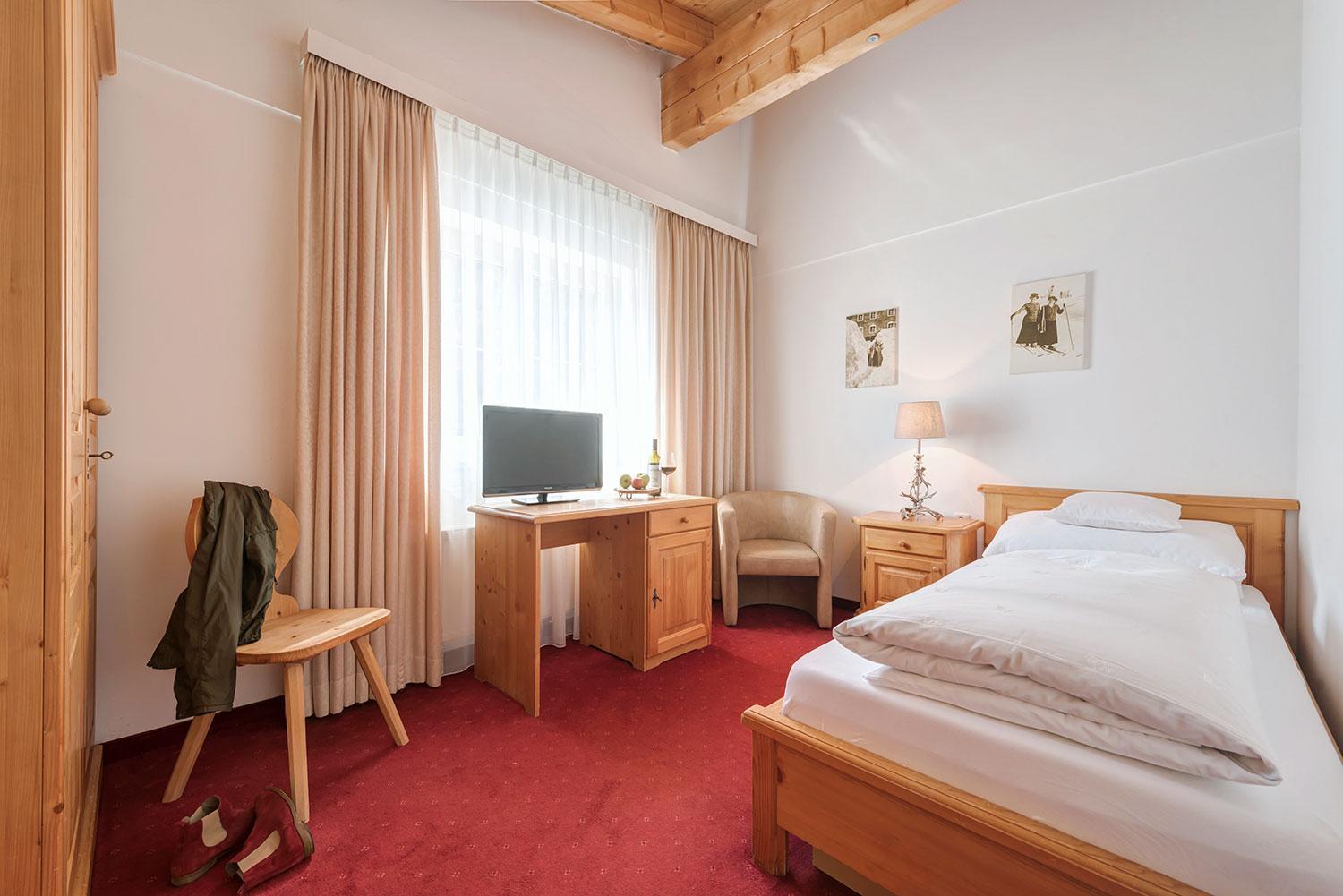 Hotel Pettneuerhof Pettneu am Arlberg Exterior photo